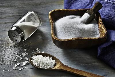 把家里的盐换一换，好处很多！但这2类人需要注意 