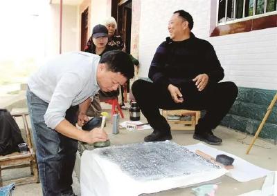 孝昌发现清朝时期军民共立禁碑 对于研究清代孝昌地域的村规民约有着重要价值
