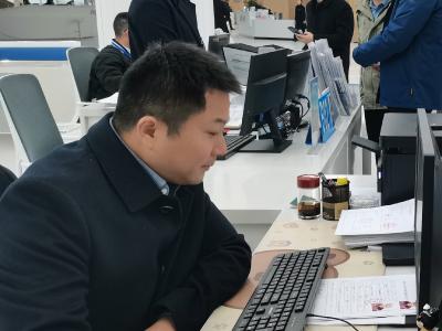 孝昌供电：“沉浸式”走流程 优化电力营商环境