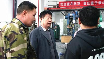 张新涛：与其在外做“游子” 不如返乡当“头雁”
