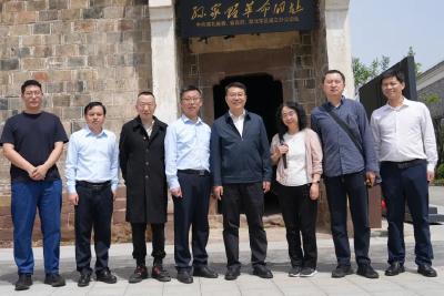 新华社湖北分社社长惠小勇一行到孝昌调研采访