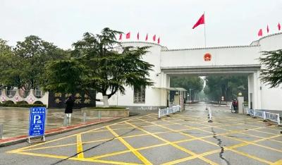 端午节期间 免费停车！