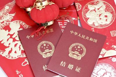 最新婚姻大数据公布！多地发钱奖励结婚，结婚人数最多的年龄段是……