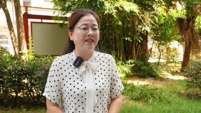 杨云霞：师光微芒照成长 亦师亦友育新苗