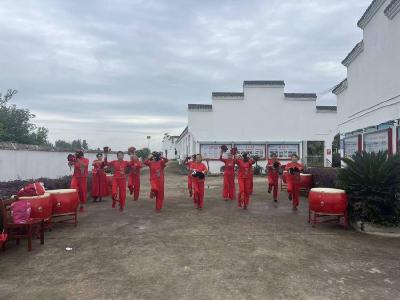 孝昌白沙：爱在中秋 文艺汇演情暖夕阳