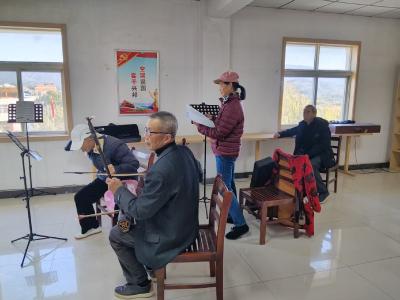 孝昌丰山：家门口的课堂点亮银龄生活