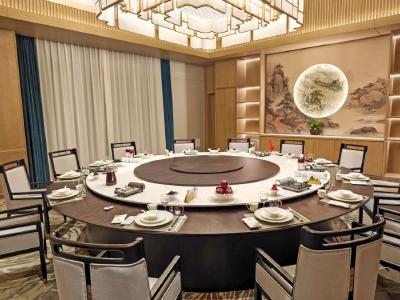 农夫子丨千年楚韵邂逅现代抗衰科技，“农夫子紫宴”惊艳登场！