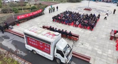 宣教+执法！孝昌为二、三轮车系紧“安全绳”