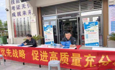 孝昌：假期服务不打烊  就业服务暖人心