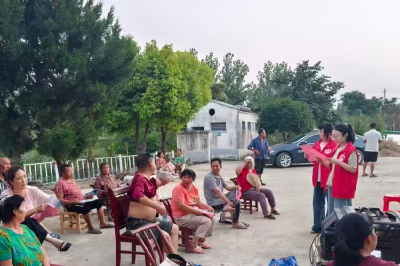 孝昌花西：光影点亮夏夜 宣讲浸润民心