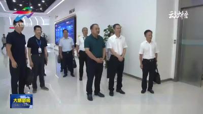 余海群赴中国信科集团对接定点帮扶工作