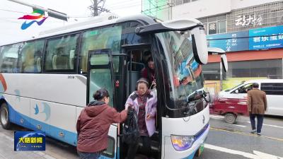 “大爱大悟”知名作家大悟行活动举行