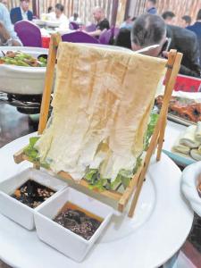 5万“豆腐郎”每年带回收入超20亿元 钟祥石牌豆腐非遗技艺蜚声海内外