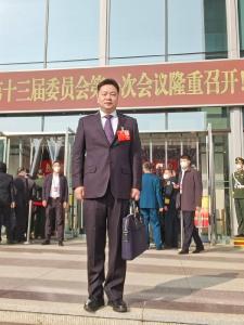 省政协委员陈凌：发挥专业优势，为法治社会建设贡献力量