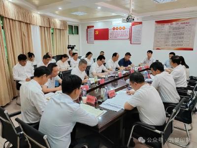 县领导调研工业经济“赋能挺脊”行动暨经信局工作