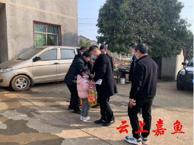 【新春走基层】走访慰问困境儿童 点滴关怀温暖人心