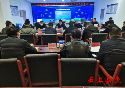 胡金云在武汉新港产业园化工园区安全生产工作部署会上强调：要坚持内外结合、政企结合，确保万无一失