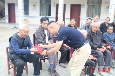 反哺家乡好乡贤——嘉鱼县新街镇王家月村爱心企业家张平