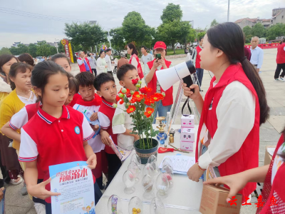 簰洲湾镇簰洲湾社区开展防溺水宣传活动