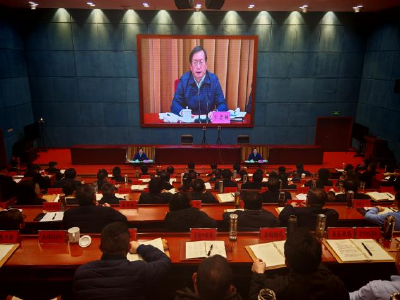 我县组织收视收听2025年全省优化营商环境大会