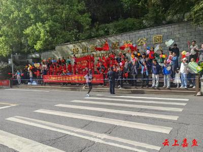 奔跑，让世界听见咸宁的心跳——2025咸宁马拉松侧记