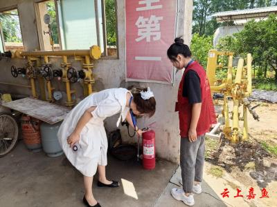 鱼岳镇东街社区开展端午节前安全大检查