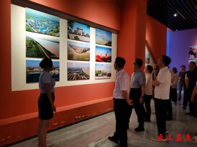 鱼岳镇樱花社区开展“弘扬抗洪精神 凝聚奋进力量”主题党日活动