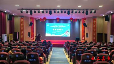 2025年湖北省“百镇千村”全民健身系列赛事活动之“冠军校园行”走进嘉鱼校园