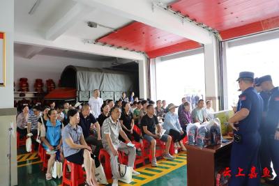嘉鱼县开展餐饮场所消防安全培训 提升全民消防意识