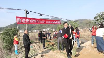 视频-【共同缔造有你我】马港镇开展学雷锋义务植树活动 