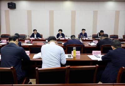 通城县委常委会2023年第5次会议召开