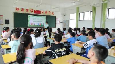 视频-通城县生态环境局开展生态环保知识进校园进农村活动 