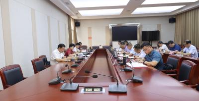 通城县委常委会2023年第13次会议召开
