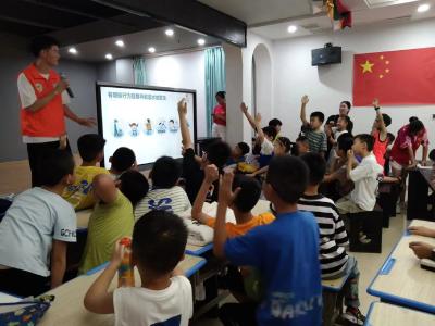 通城县隽水镇古龙社区：开展暑期儿童安全科普教育