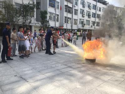 隽水镇和平社区：开展暑期消防安全教育活动