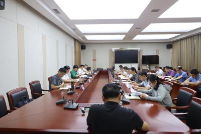 通城县委常委会2023年第16次会议召开