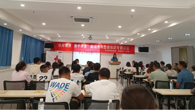 通城举办防溺水和急救知识专题讲座