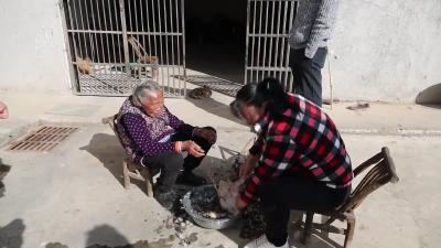视频-通城县民政局：“小改造”构筑“大幸福” 