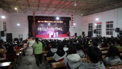 通城一中第二十届校园文化艺术节——校园十佳歌手大赛决赛圆满落幕