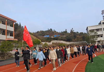 驰骋赛场，无悔青春｜通城县马港镇马港中学举行冬季田径运动会