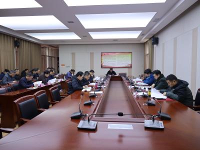 通城县委常委会2024年第2次会议召开