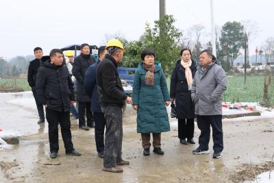 刘中英调研指导低温雨雪冰冻天气灾害防范处置工作