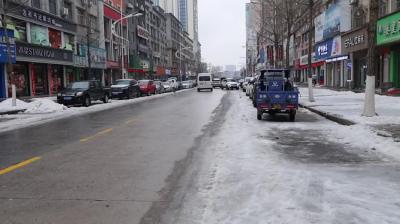 视频-通城县住建局：铲出“平安路” 欢乐过元宵