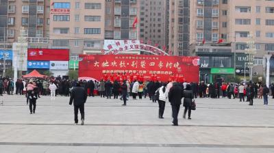 视频-通城县2024年“村晚”示范展示、体育舞蹈、广场舞展演活动举行 