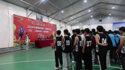 视频-2024年通城县第二届青少年（初中组）篮球赛开幕 
