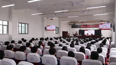 视频-通城县举行示范性主题团日暨集中入团仪式