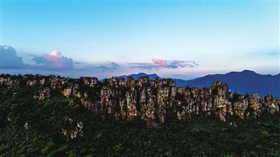 鸡笼山是山，不只是山