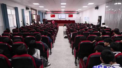 视频-阳光“心”行动 健康梦起航 通城县马港中学举办青少年心理健康专题讲座