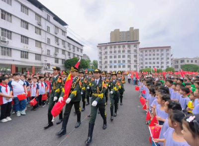 通城县隽水小学：小水滴成就大梦想