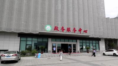视频-通城县公安局：用心服务无止境 “一窗通办”护民生  